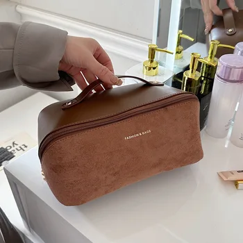 Косметичка Женская большой емкости, портативная, ins Advanced Sense Net, Новая косметика знаменитостей для путешествий, содержащая сумку для мытья ванной